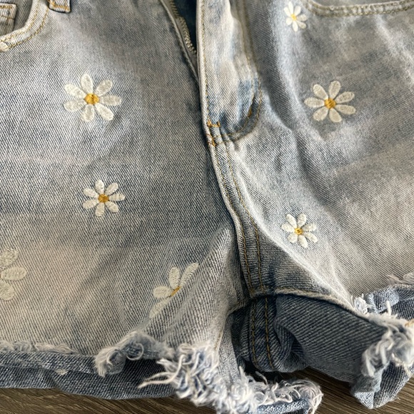 NWOT Daisy Jean Shorts - Picture 7 of 7